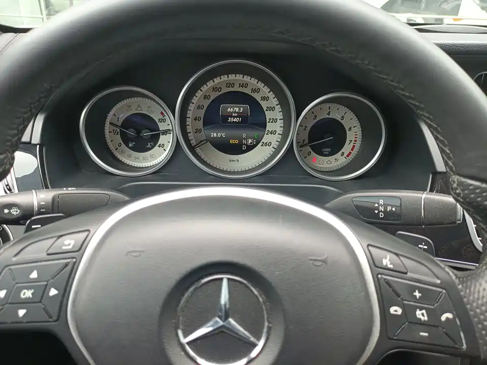 Mercedes-Benz E-class Mercedes-Benz E-class