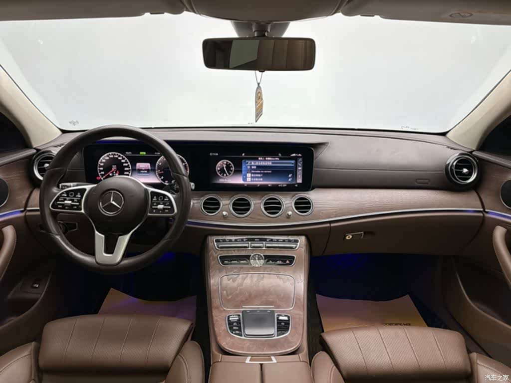 Mercedes-Benz E-Class, 2019 9