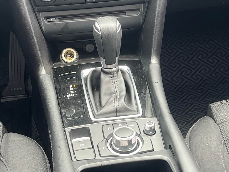 Mazda 3 Angkesaila Mazda 3 Angkesaila