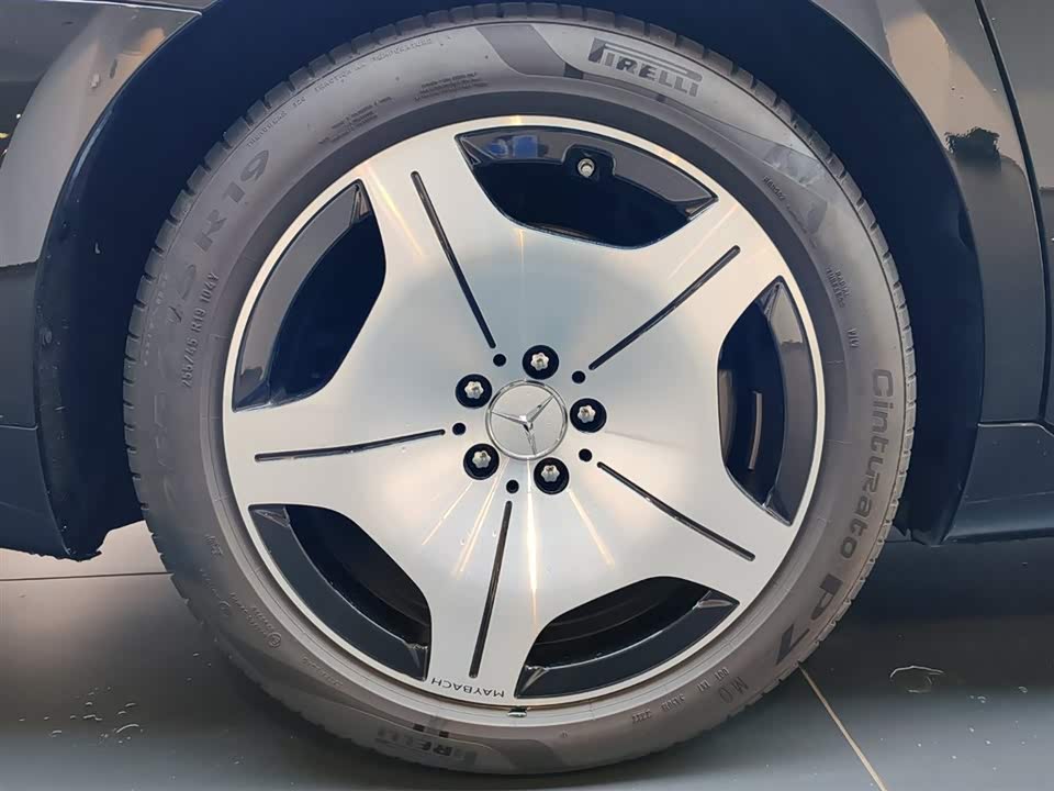 Mercedes-Benz Maybach S-class