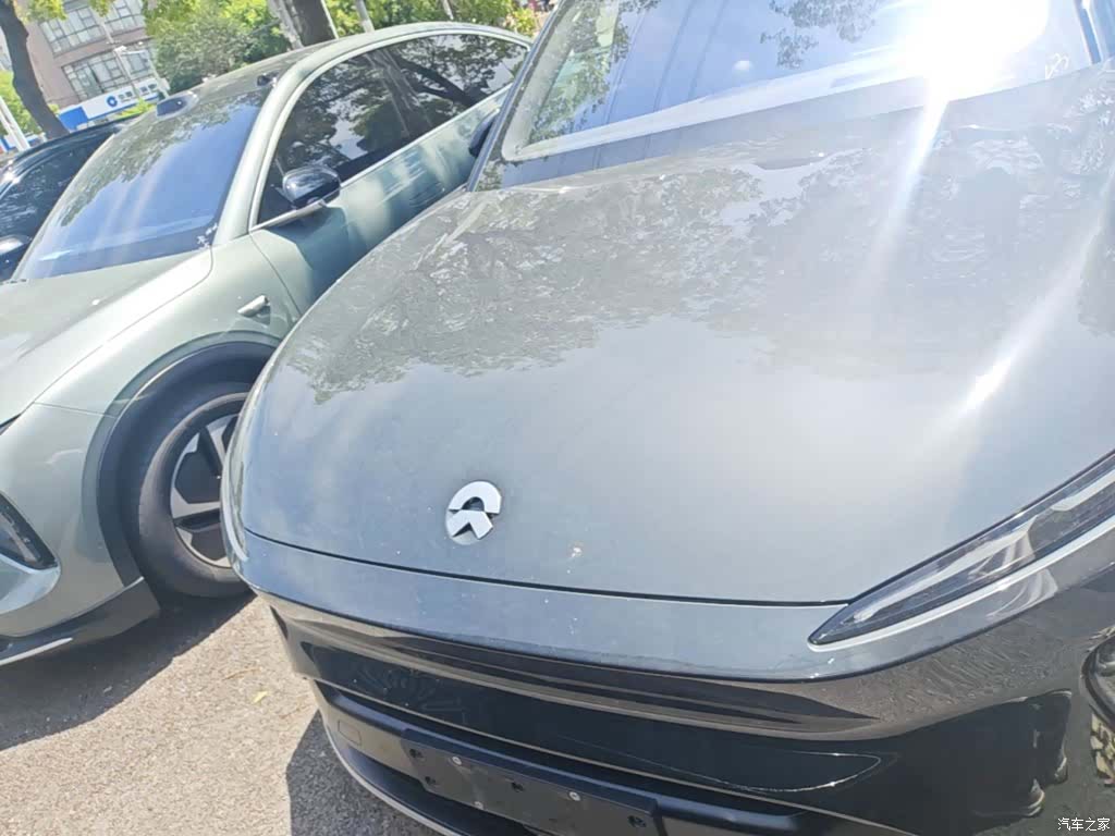 NIO ES8, 2024 3
