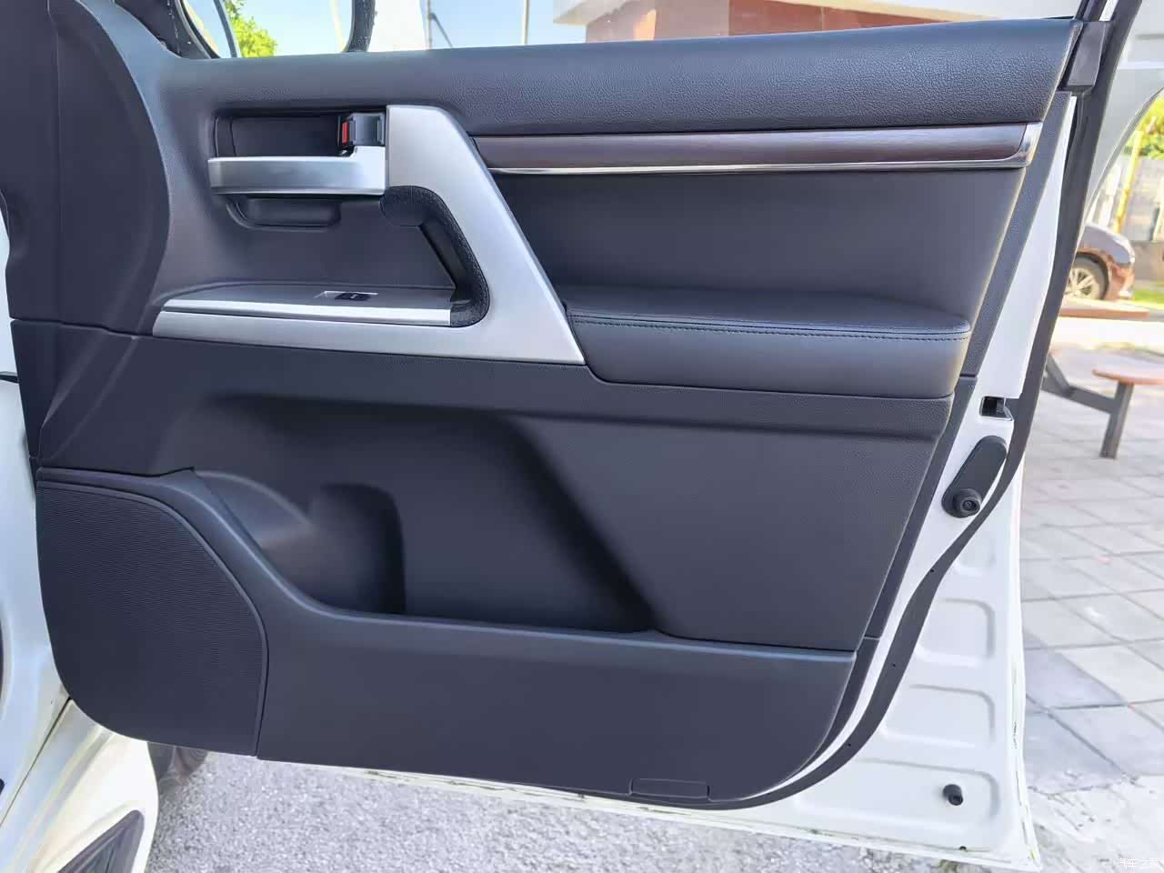 Toyota Land Cruiser, 2017 7
