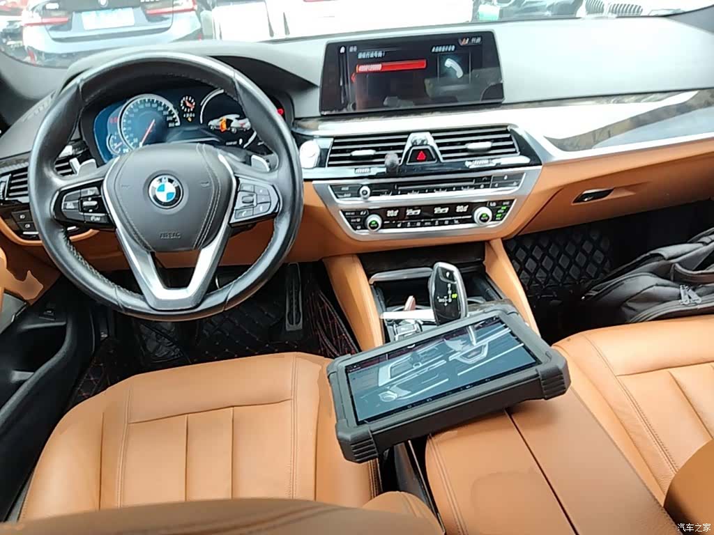 BMW 5 Series, 2018 10