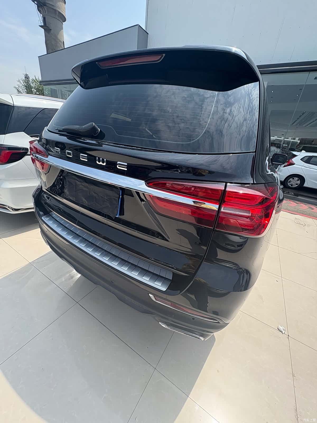 Roewe RX8, 2020 16