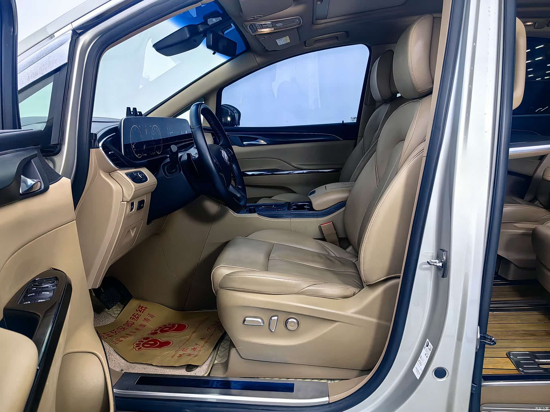 Buick GL8, 2021 7