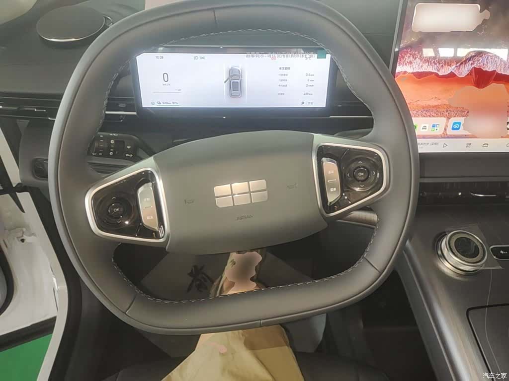 Geely Galaxy E5, 2026 11