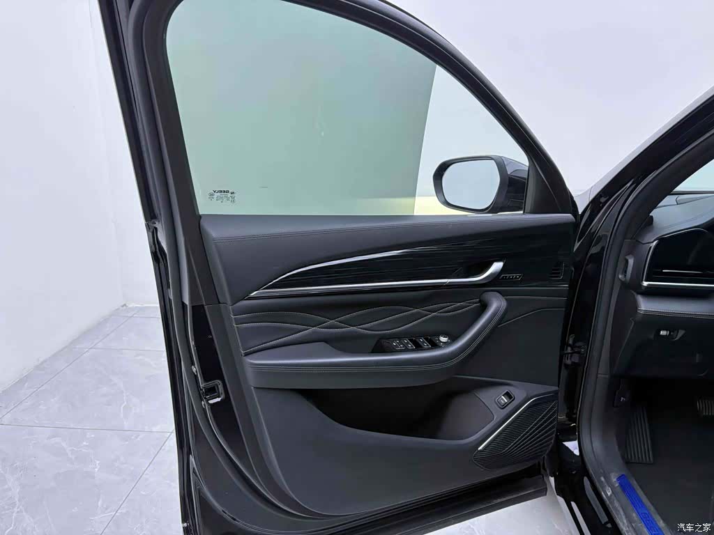 Geely Xingyue L, 2024 16