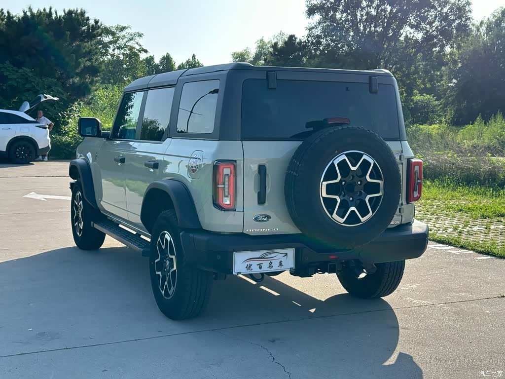 Ford Bronco, 2024 4