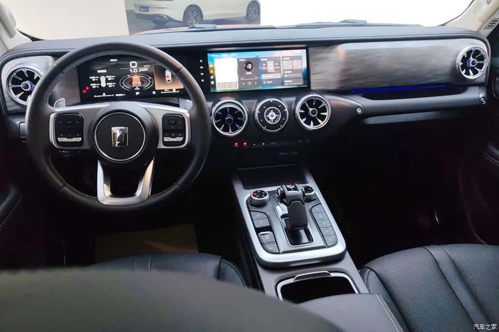 Tank 300, 2024 12