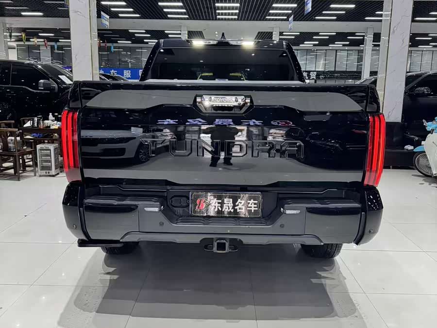 Toyota Tundra 2023, фото 8