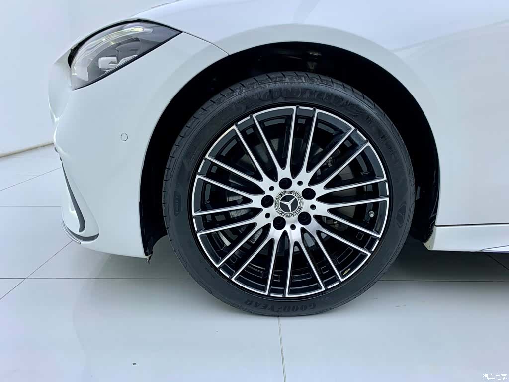 Mercedes-Benz C-Class, 2023 7