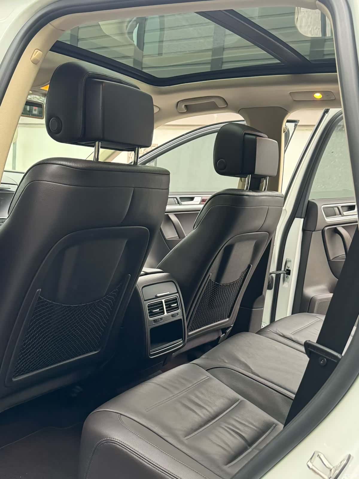 Volkswagen Touareg, 2015 6