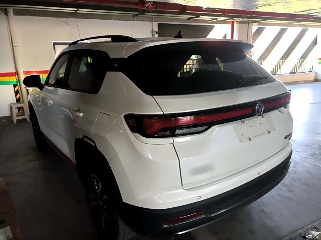 Changan CS35, 2023 все фото