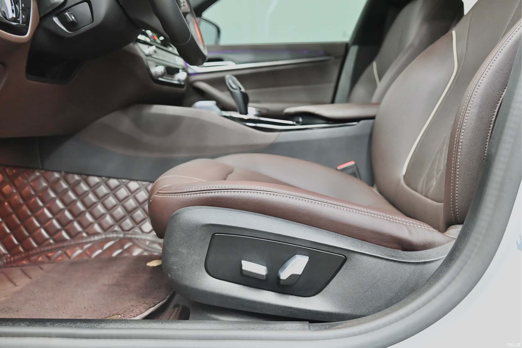 BMW 5 Series, 2021 16