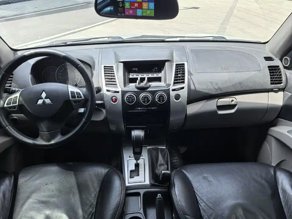 Mitsubishi Pajero Jinchang