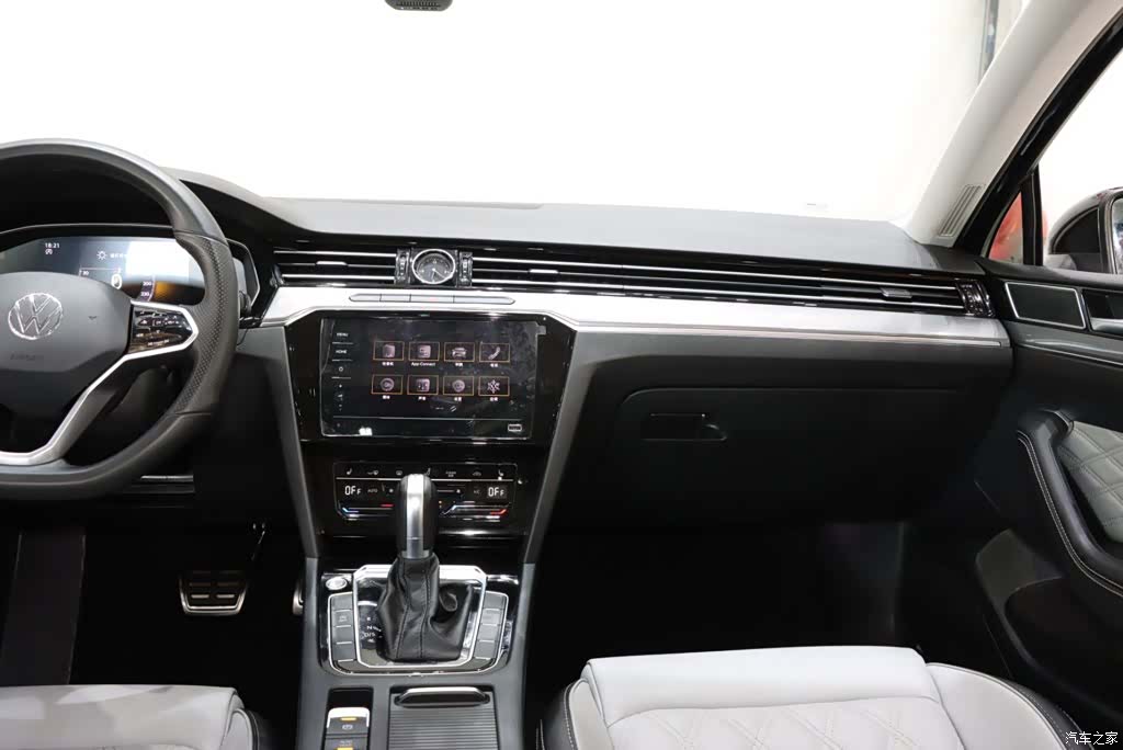 Volkswagen Magotan, 2023 14