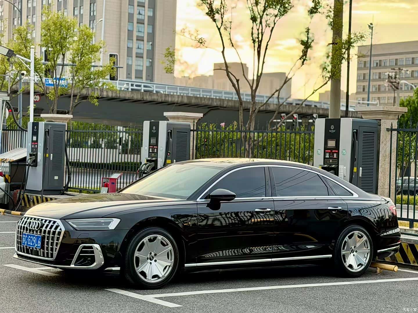 Audi A8L, 2020 1
