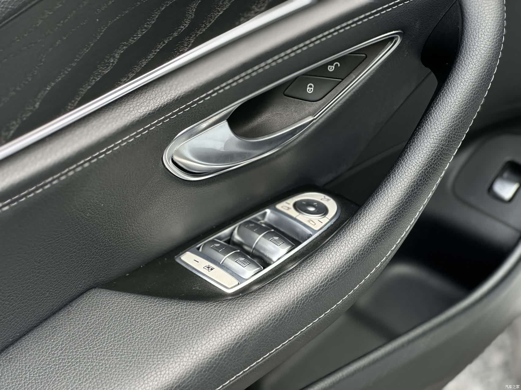 Mercedes-Benz E-Class, 2018 13