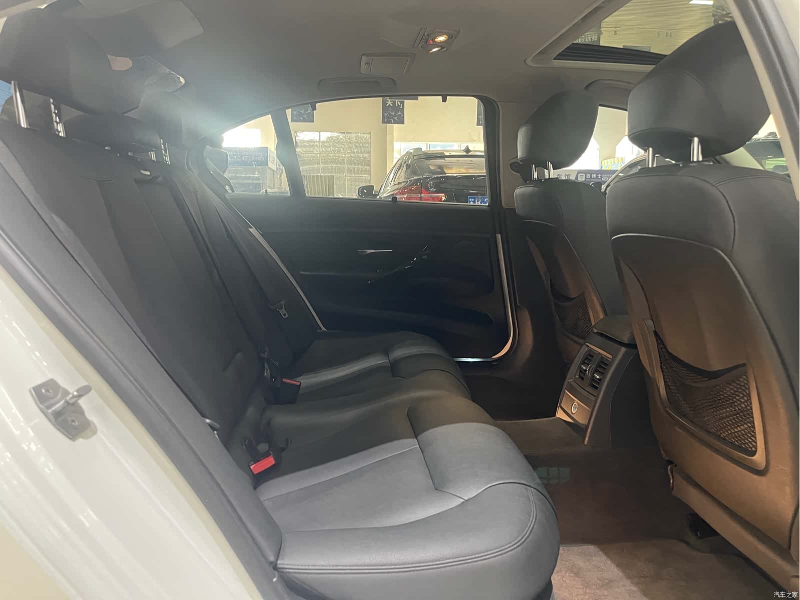BMW 3 Series, 2016 9