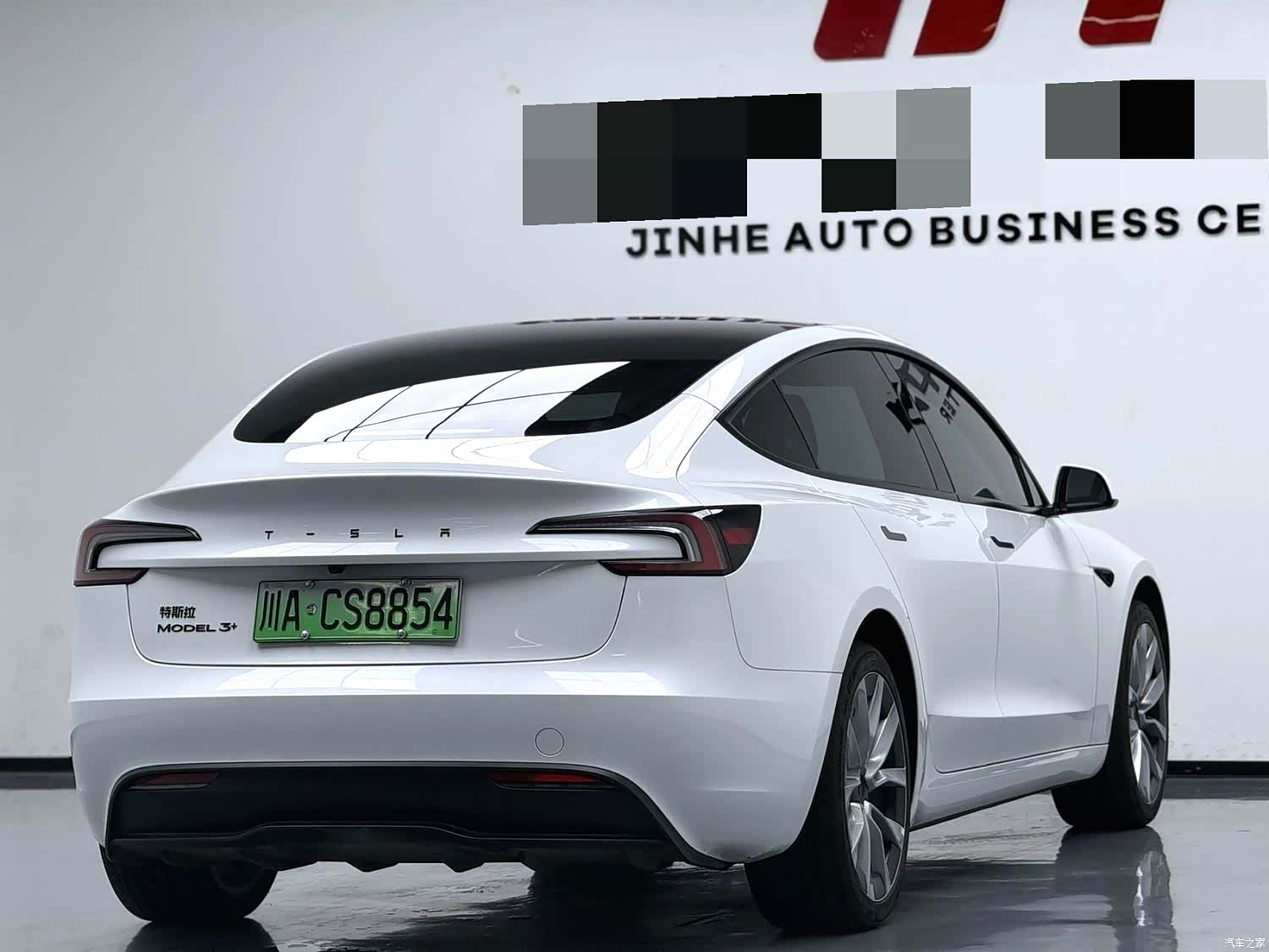 Tesla Model 3, 2025 9