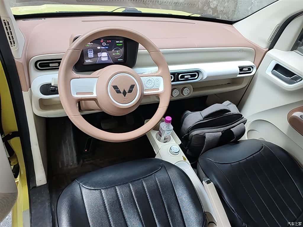 Wuling MINIEV, 2024 10