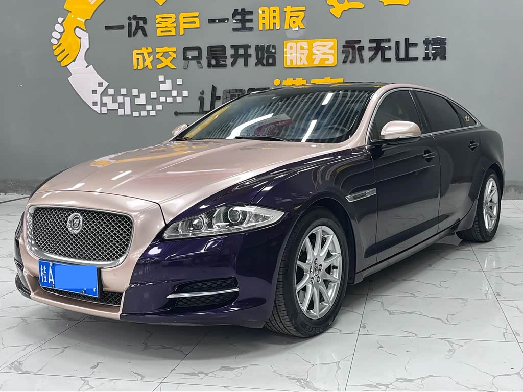 Jaguar XJ