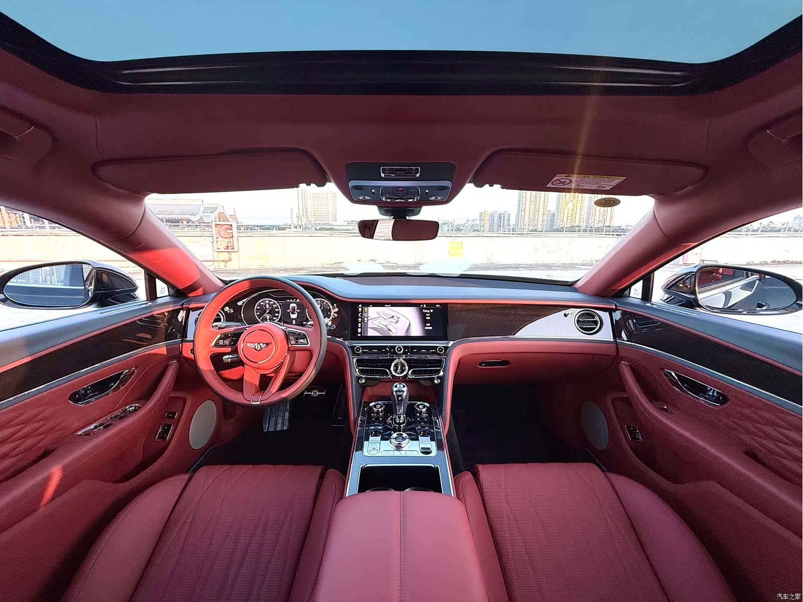 Bentley Flying Spur, 2022 8