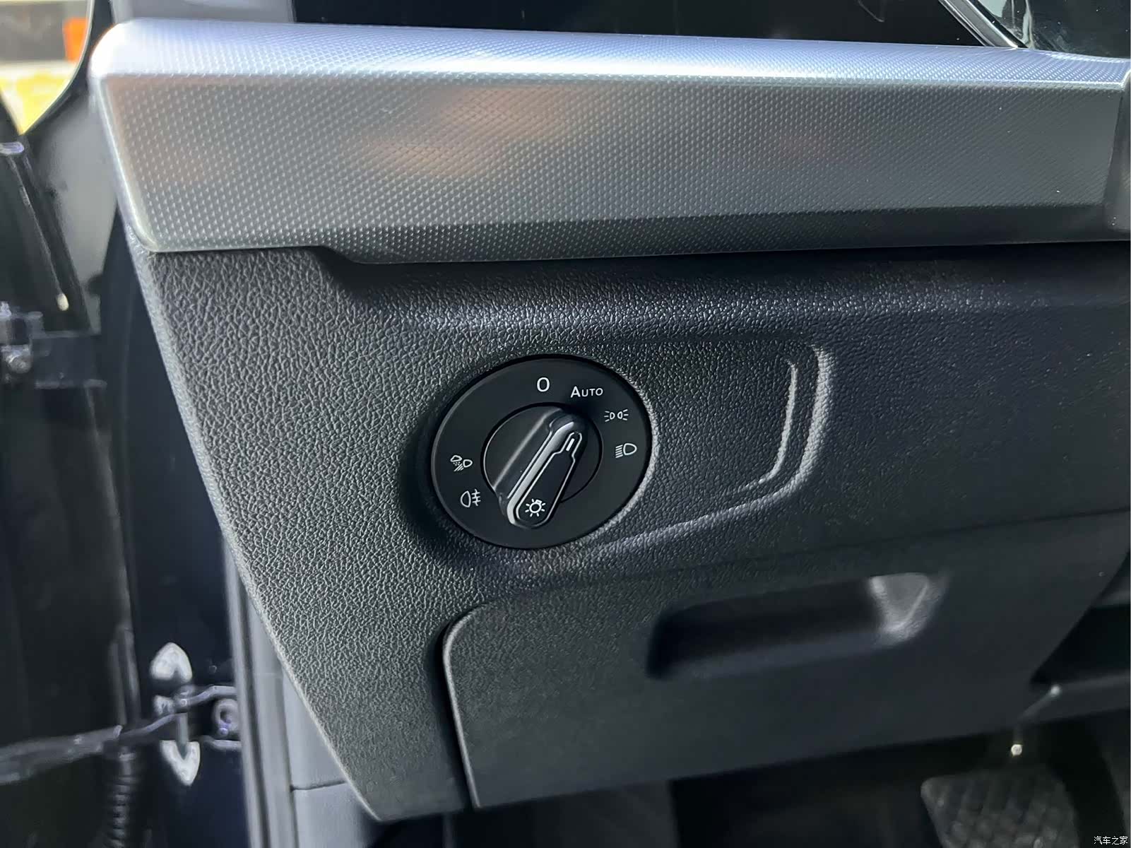 Volkswagen Passat, 2022 все фото