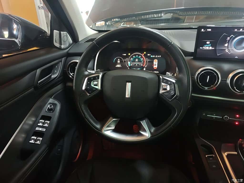 WEY VV6, 2020 11