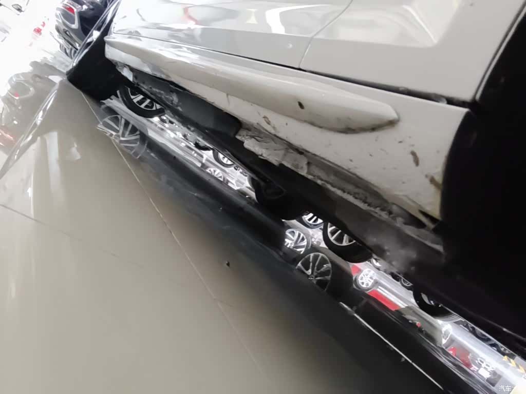 Audi A4L, 2017 21
