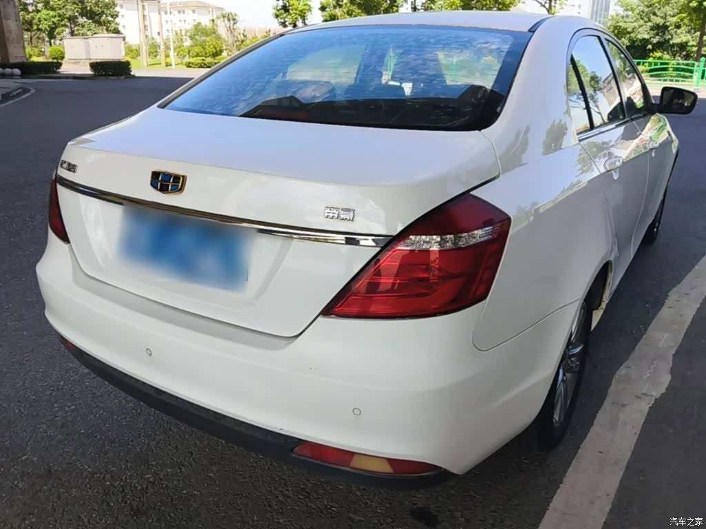 Geely Emgrand, 2017 7