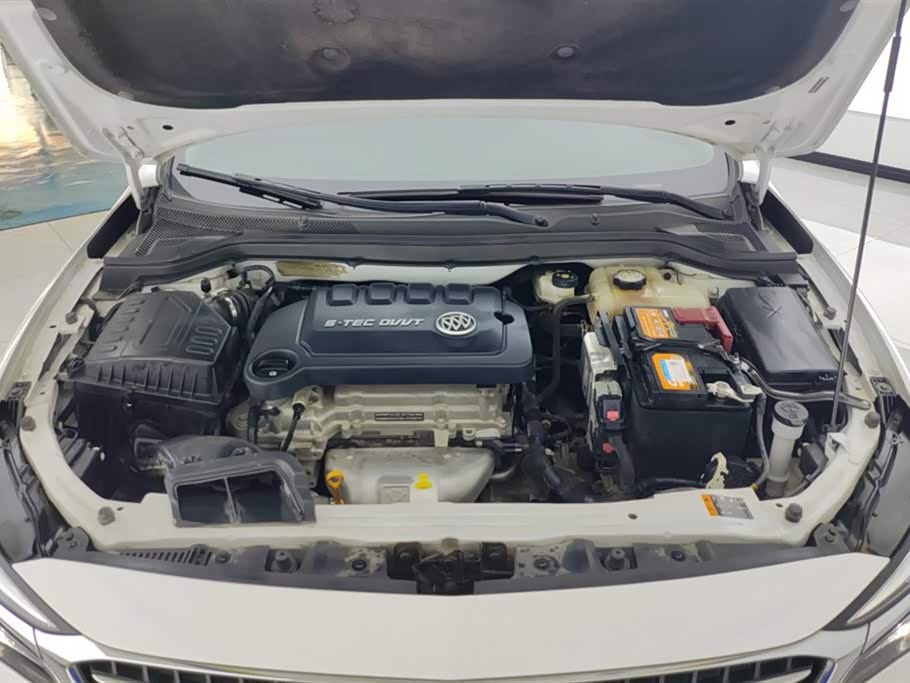 Buick Yinglang