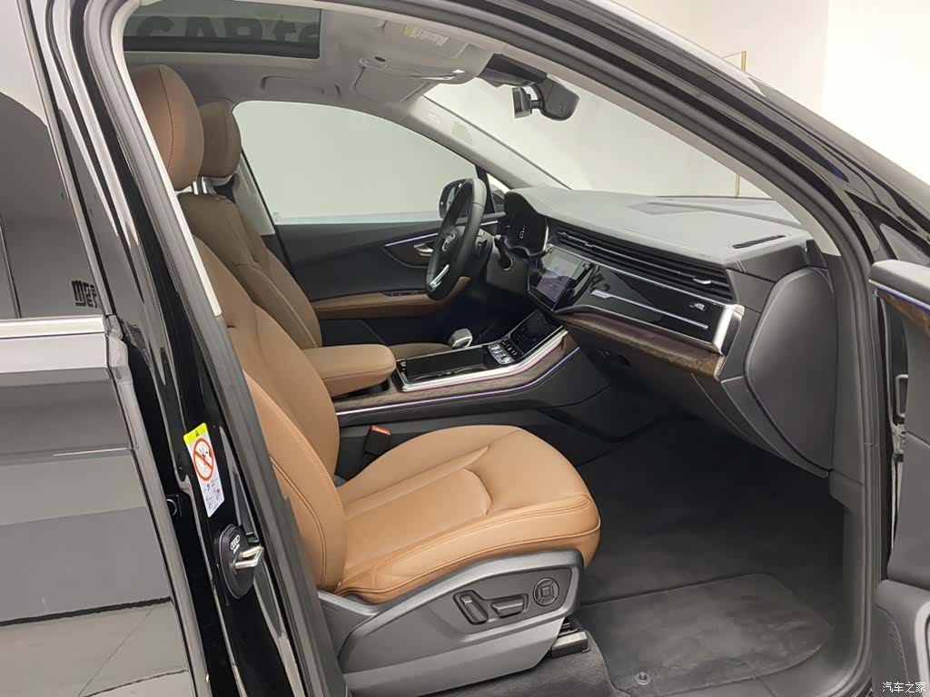 Audi Q7, 2023 20
