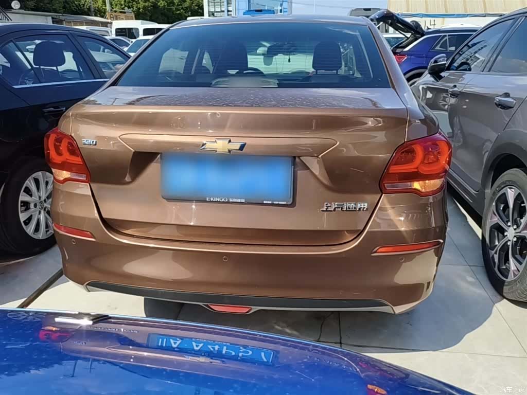 Chevrolet 320, 2018 6