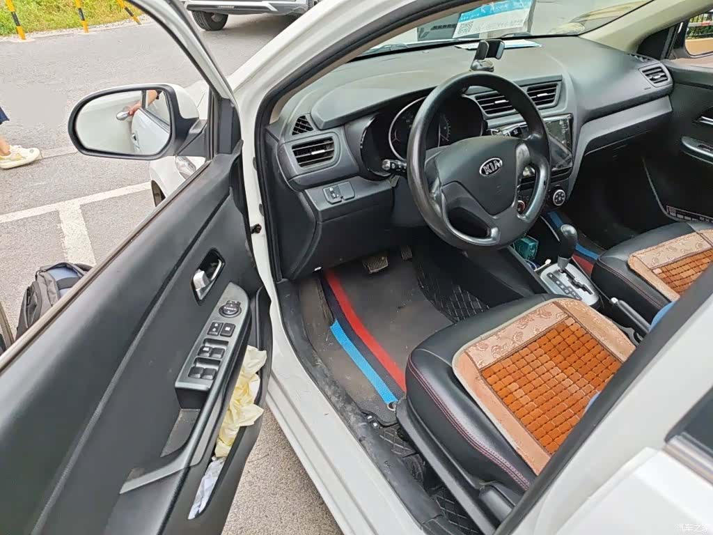 Kia K2, 2015 13