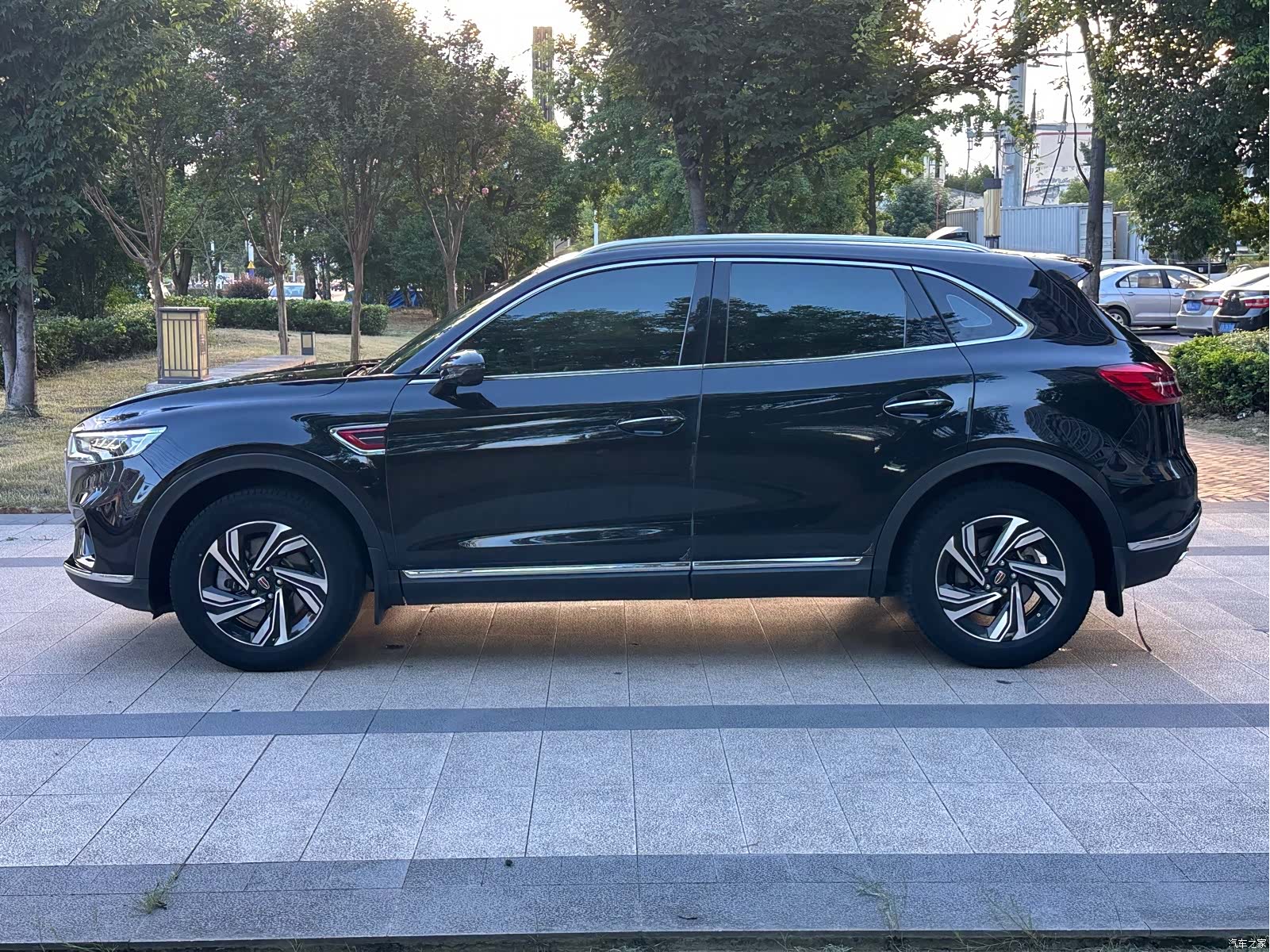 Hongqi HS5, 2023 7