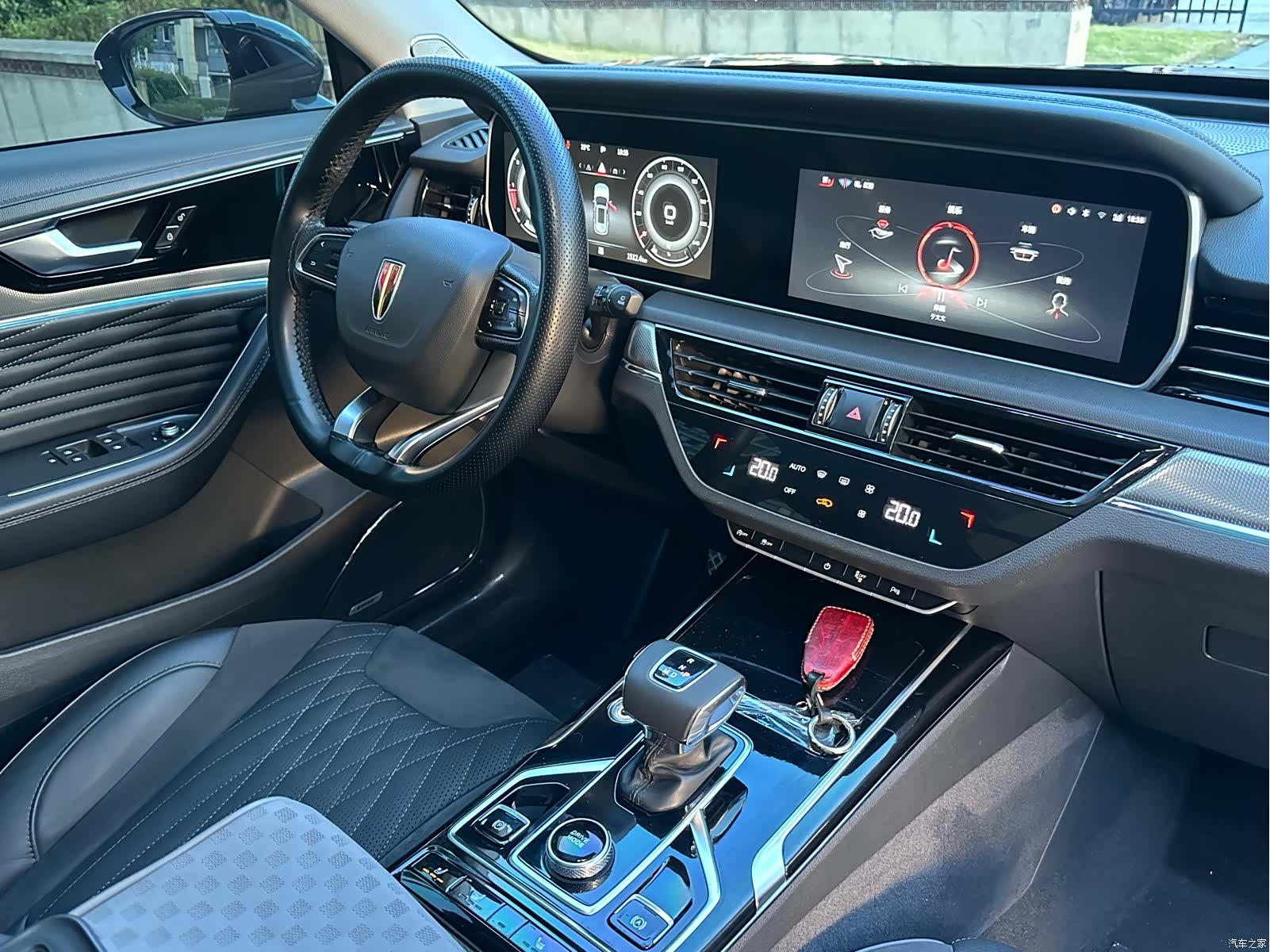 Hongqi HS5, 2023 17