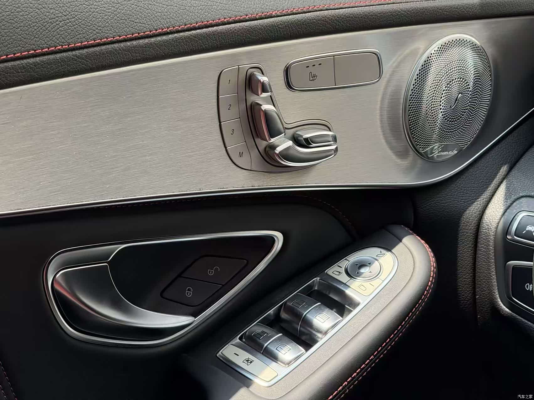 Mercedes-Benz C-Class, 2019 14