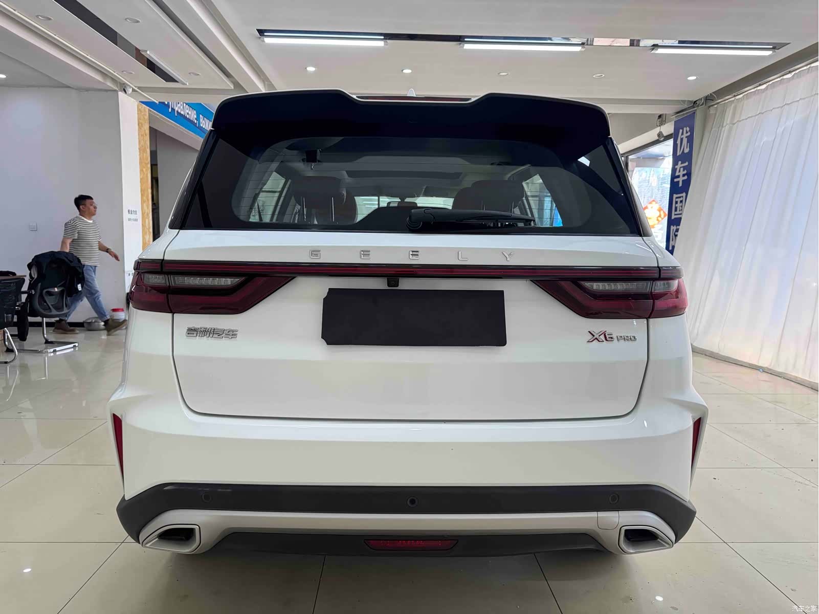 Geely X6, 2022 все фото