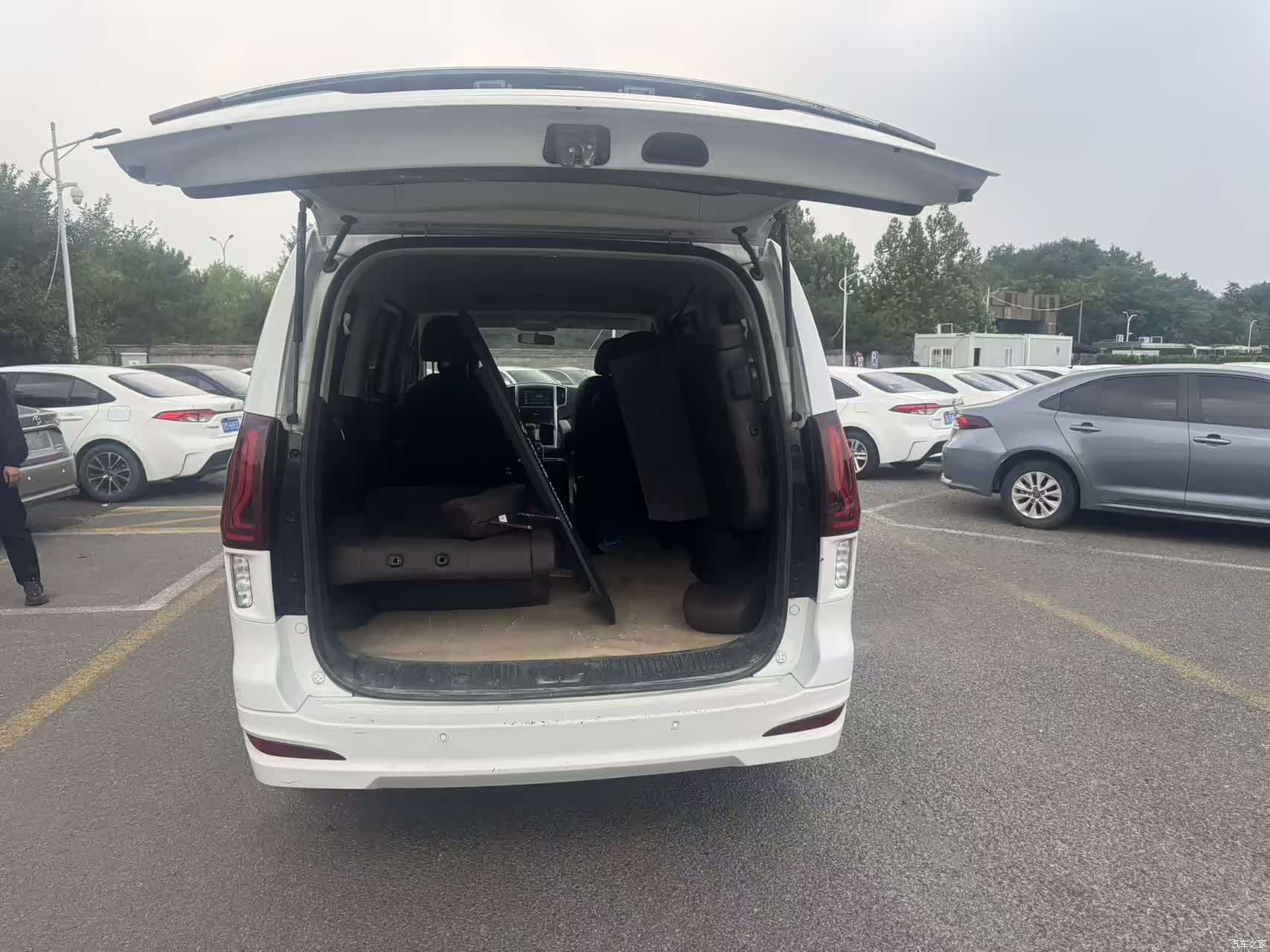 DongFeng M7, 2022 8