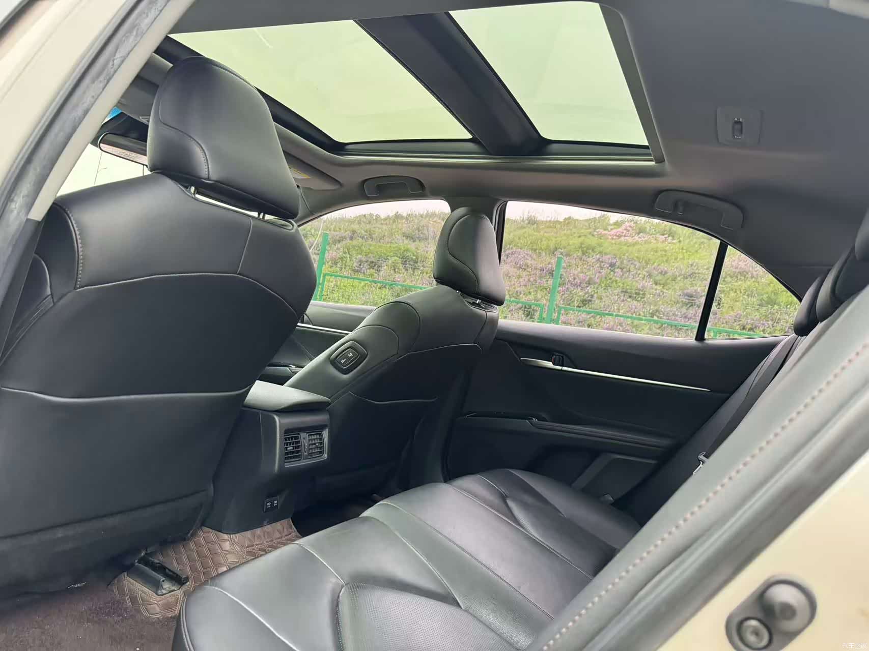 Toyota Camry, 2018 9
