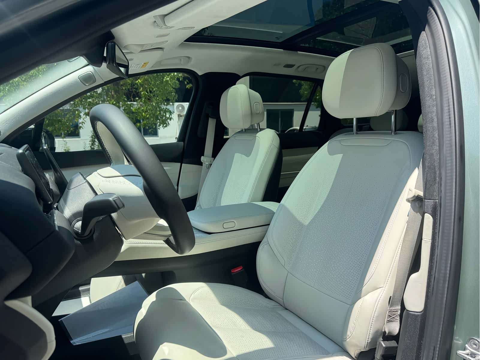 NIO ES7, 2022 11
