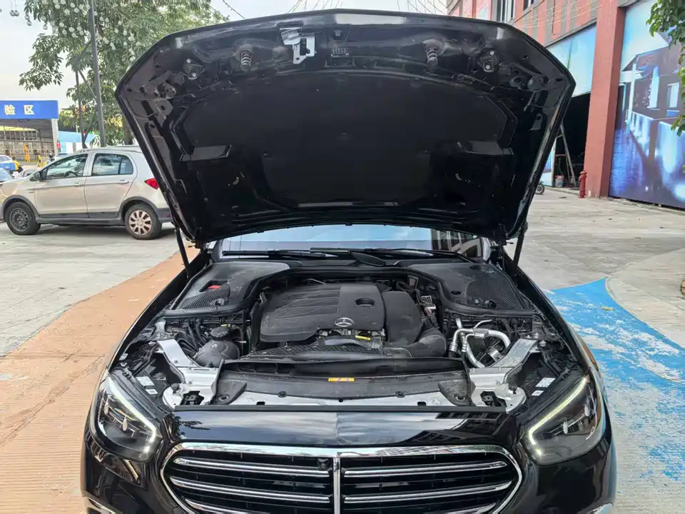 Mercedes-Benz E-class Mercedes-Benz E-class