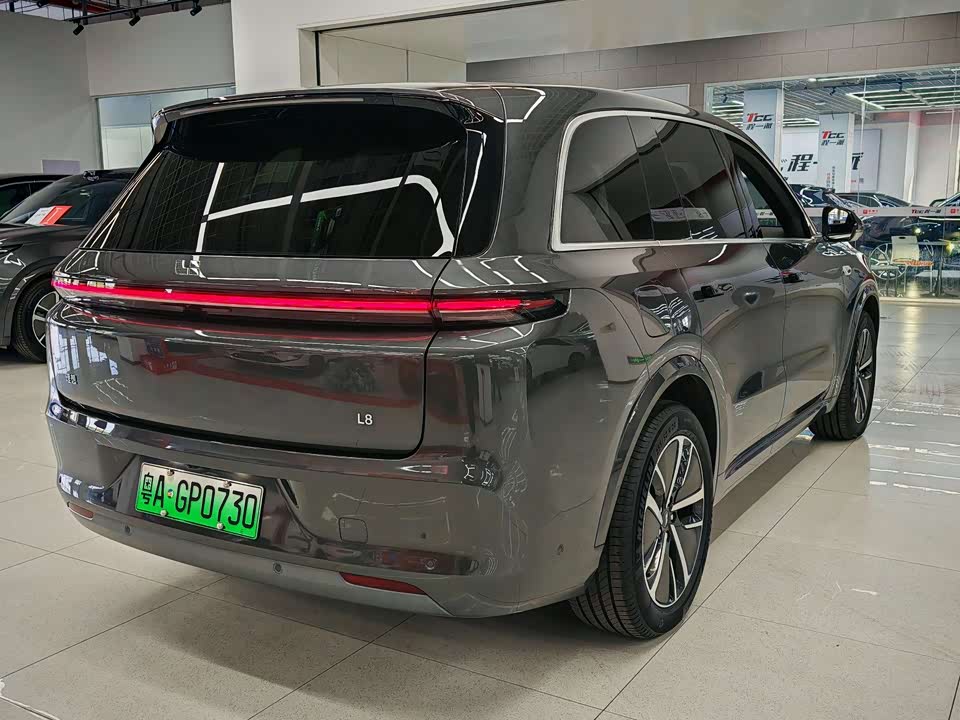 Li Auto Ideal L8