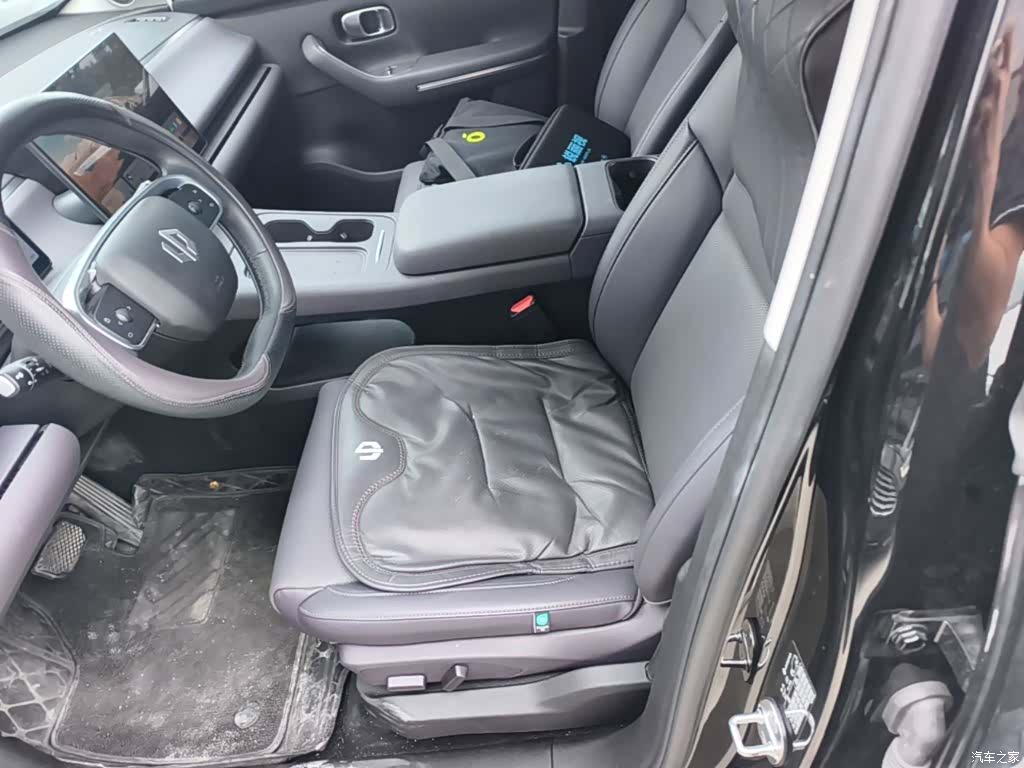 Leapmotor C16, 2025 15