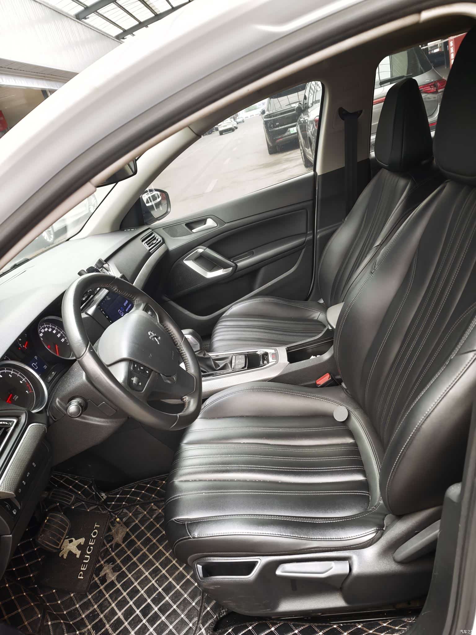 Peugeot 408, 2019 4