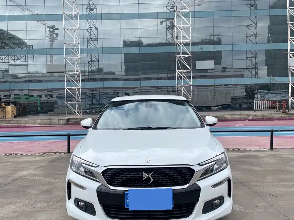 DS 4S DS 4S
