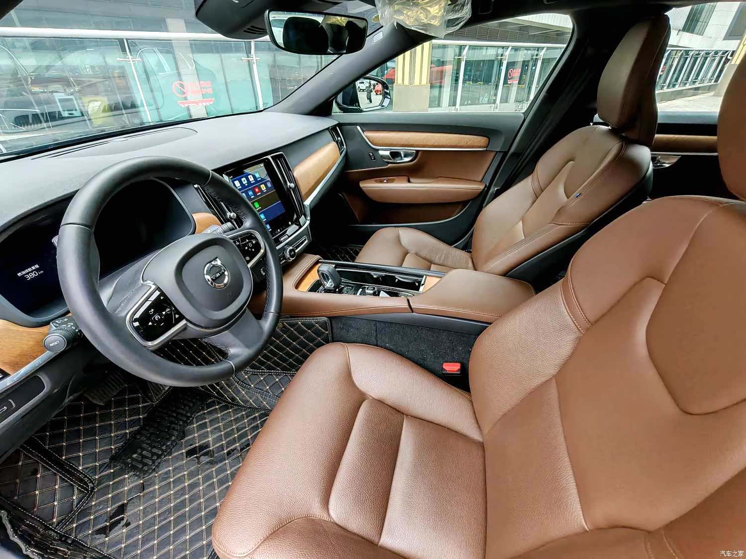 Volvo S90, 2024 4
