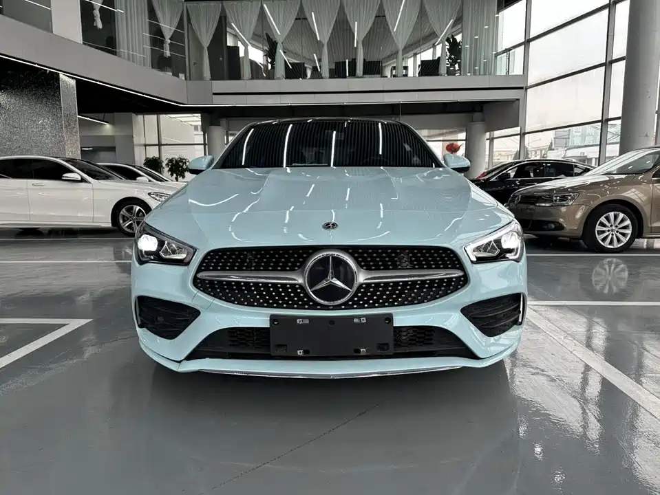 Mercedes-Benz CLA
