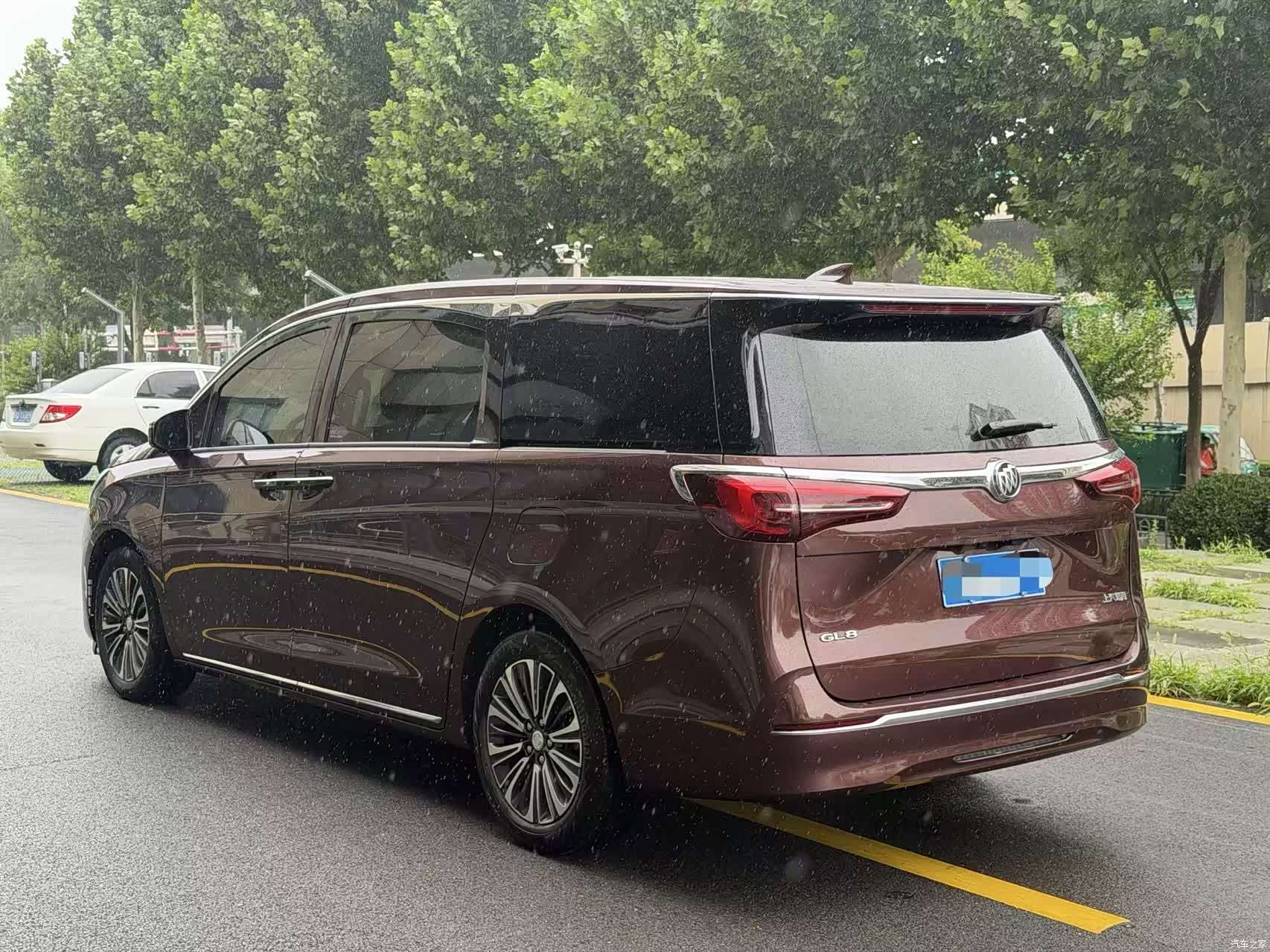 Buick GL8, 2022 6